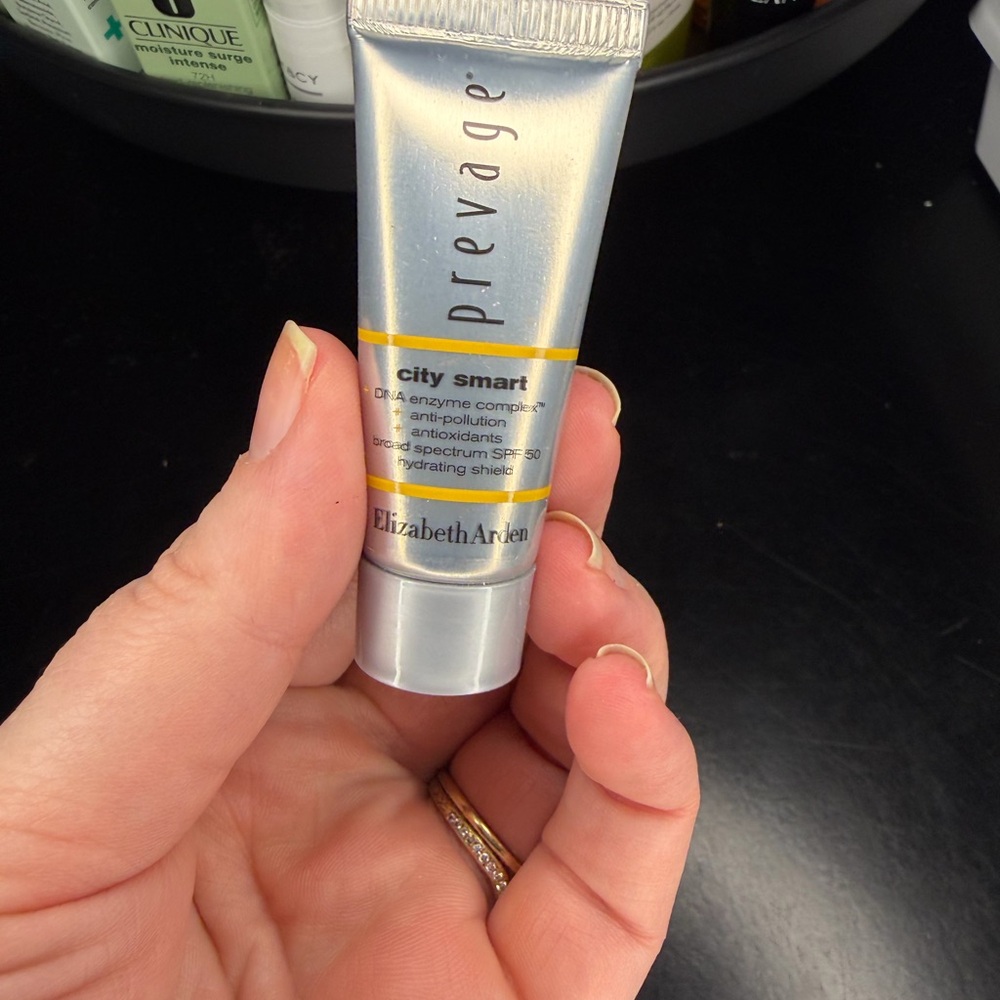 Elizabeth Arden Prevage City Smart in Silver and Yellow